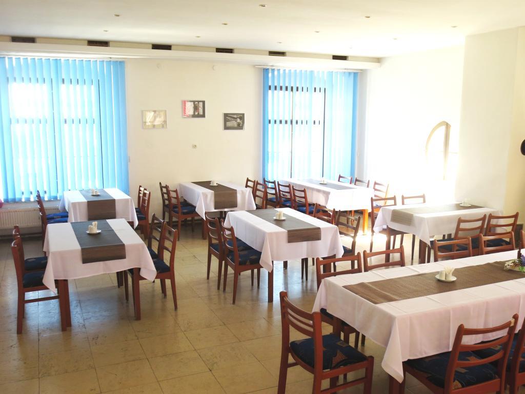 Hotel Hubertus 발티체 외부 사진